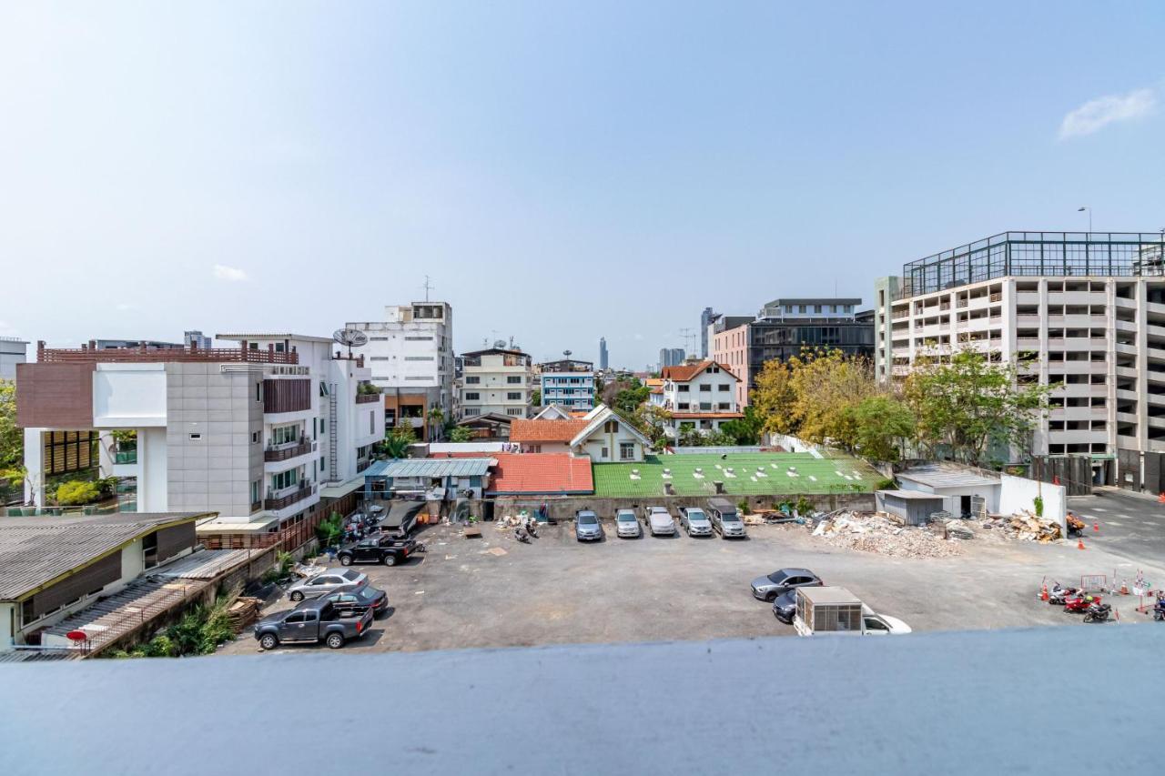 Living Naraa Place Bangkok Kültér fotó